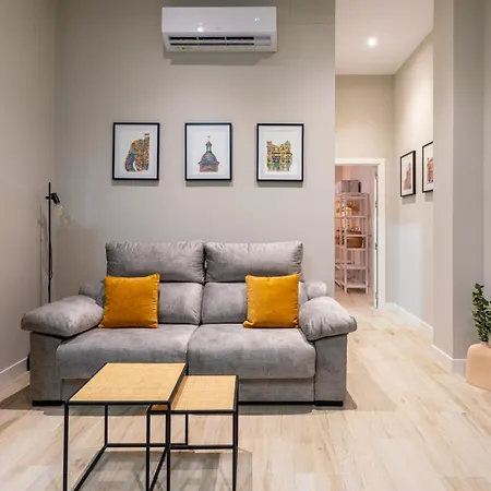 Rentalsevilla Plaza De San Quintin Apartment Seville