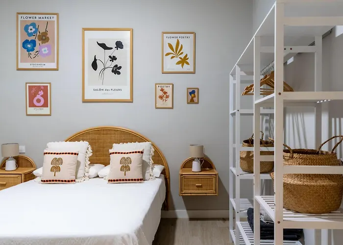 Rentalsevilla Plaza De San Quintin 아파트 *